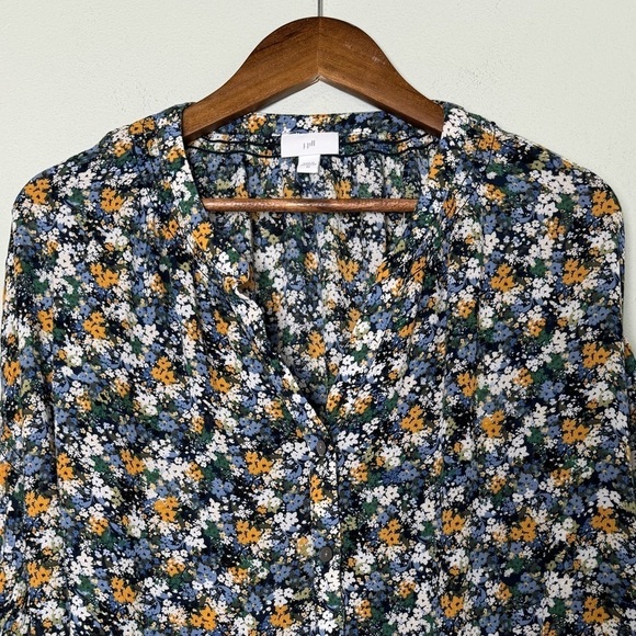 J. Jill Smocked Relaxed Rayon Blouse In Navy Blue Wildflowers Print Size 2X - Picture 4 of 14